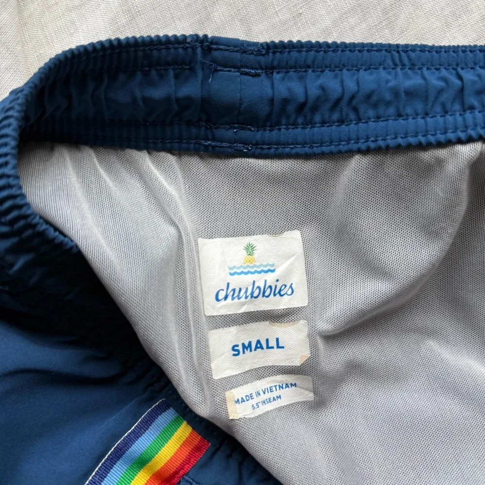 CHUBBIES men blue beach swim side rainbow‎ stripe trunks shorts